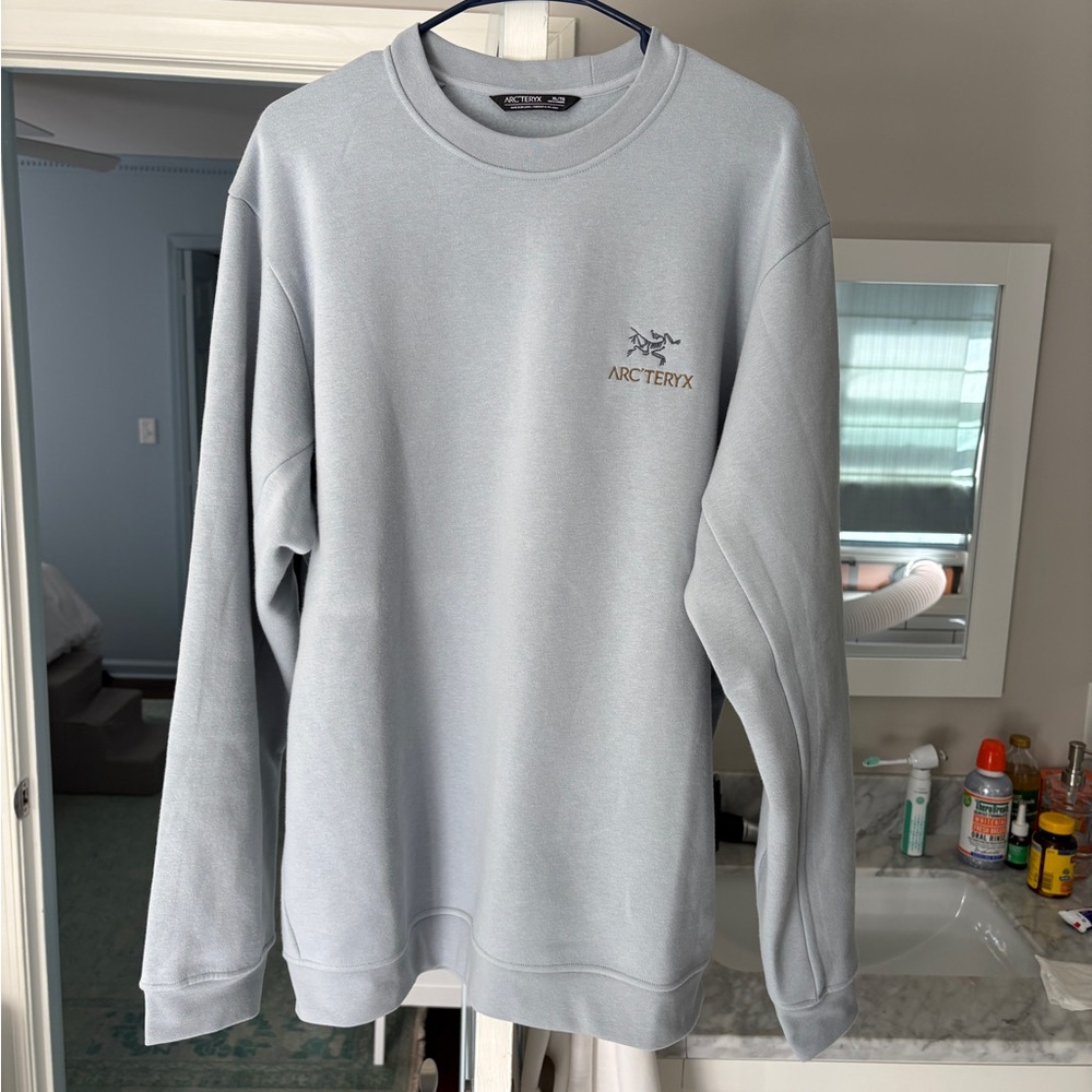 Arc'teryx Men's Lucent Blue Crewneck Sweatshirt XL NWOT